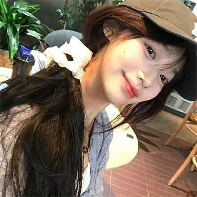 被侵犯的她